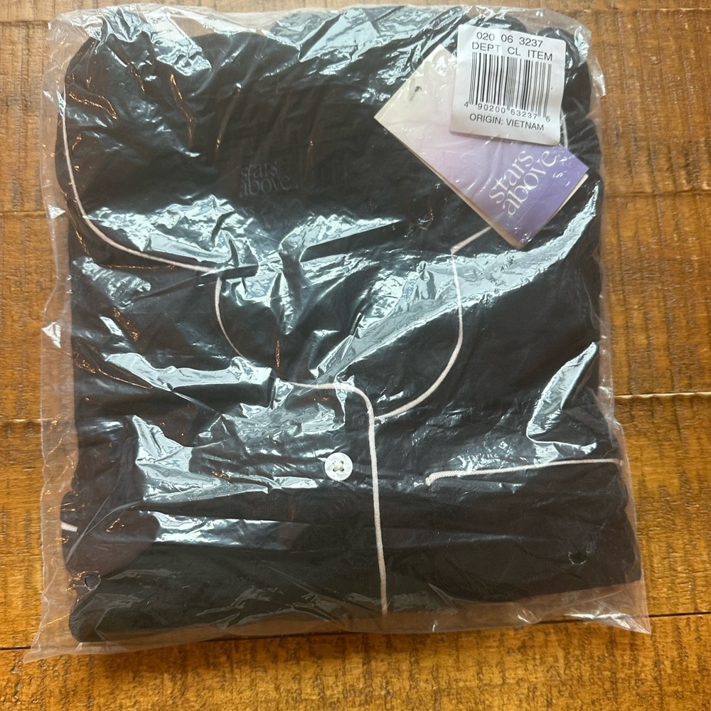 Target pajama set BNWT long sleeve top and shorts bottom XS